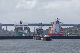 Holtenau High Bridges, ships, lock, Kiel Canal, Kiel, Schleswig-Holstein, Germany