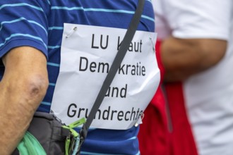 Ludwigshafen: Rally by Joachim Paul (AfD) in Ludwigshafen-Oggersheim***Picture: Sign with the
