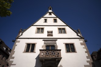 Halle aux Blés, former slaughterhouse and corn hall, market square, old town, Obernai, also
