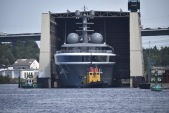 The new superyacht COSMOS leaves the Lürssen shipyard near Rendsburg for the Kiel Canal, Kielkanal,