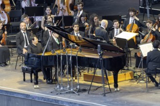 Lang Lang, Pianist, West-Eastern Divan Orchestra - Daniel Barenboim and Lang Lang, Classical, open