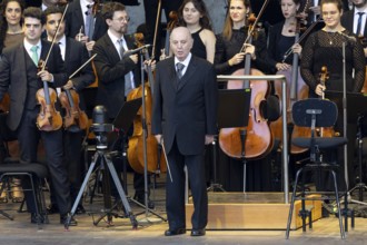 Daniel Barenboim, Conductor, West-Eastern Divan Orchestra - Daniel Barenboim and Lang Lang,