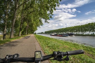 The Amsterdam-Rhine Canal, Amsterdam-Rijnkanaal, 72 km long, artificial waterway, connects the