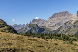 240905_028 Rugged mountains along the Hidden Lake Trail from the Logan Pass Visitor Center in