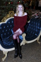 Eva Bloss, 5th Charity Celebrity Pack 2025 campaign for street sweeps e.V. at Bikini Berlin, 26.11