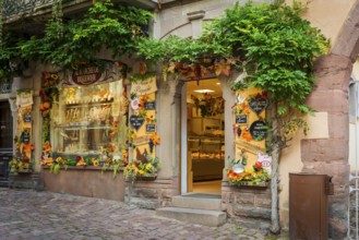 Shop selling regional products in the old town of Riquewihr, Ellsass