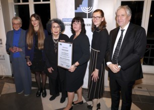 Franziska Eichstädt-Bohlig, Elisabeth Schulze, Lea Rosh, Christine Herntier, Jette Förster, Ilan