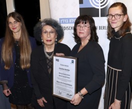 Elisabeth Schulze, Lea Rosh, Christine Herntier, Jette Förster at the Prize for Civil Courage
