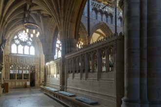 Stonework architectural details inside Exeter cathedral church, Exeter, Devon, England, UK