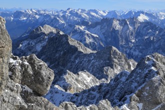 View of the Wetterstein Mountains from the mountain station of the Zugspitz cable car (2962 m),