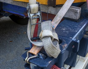 Detailed photo, safety belts for transporting heavy objects, Berlin, Germany
