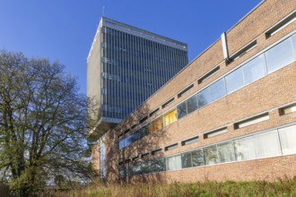 The Physics building, Streatham Campus, University of Exeter, Exeter, Devon, England, UK architect