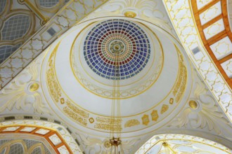 Masjid Omar Ali Saifuddien Mosque, Prayer Hall with decorated ceiling and cupola, Bandar Seri