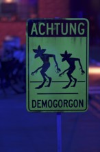 Feature: Demogorgon Warning Sign - Stranger Things Season 5 Fan Event, Tempelhof Airport, Hangar 7,