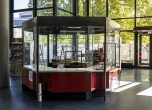Vacant glass rotunda and former doorman's lodge in the Technische Universität Berlin building on