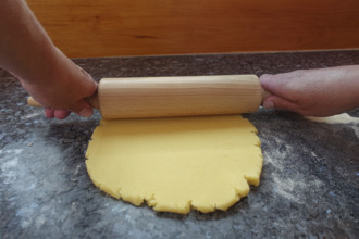 Southern German cuisine, preparation of shortcrust pastry, raw dough on the worktop, waving dough,