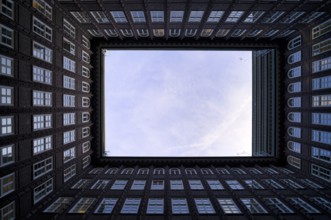 Chilehaus, Kontorhaus, brick expressionism, Kontorhausviertel, sky, Free and Hanseatic City of