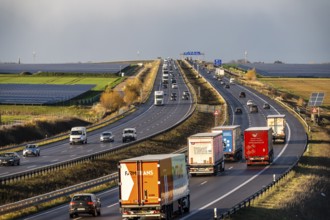 86.5 MW peak open-air photovoltaic systems, from RWE, with over 141, 000 solar modules, on a side