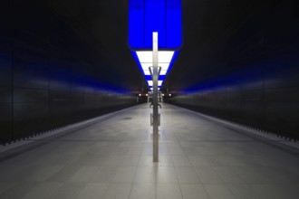 HafenCity University subway station, illuminated in color, blue, empty, platform, stop, train