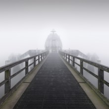 Pier, Sellin, diving bell in fog at dawn, seaside resort Sellin, Rügen island, Mecklenburg-Western