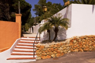 Finca, villas, bungalow, staircase, fence wall, stone wall lantern, Moraira former fishing village