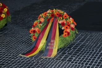 Wreaths in the New Guard - Memorial Day Wreath laying for victims of war and tyranny, Neue Wache,