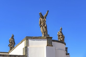 Image of some of the 12 prophets sculpted by Aleijadinho in the sanctuary of Bom Jesus de