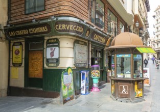 Historic Las Esquinas cerveceria cafeteria bar building, Calle Ramón y Cajal street, city of