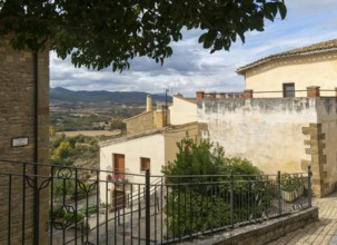 Buildings medieval village of Isuerre, Val d'Onsella, Zaragoza province, Aragon, Spain