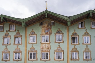 Gabelhaus mit Lüftlmalerei, façade, Marktstraße, pedestrian zone, old town, Bad Tölz, Upper