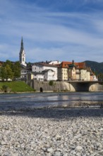 Old town with church of St. Mariä Himmelfahrt, river Isar, Bad Tölz, Upper Bavaria, Bavaria,