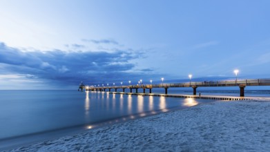 Pier and beach in the Baltic Sea resort of Zingst on the Baltic Sea, Fischland-Darß-Zingst,