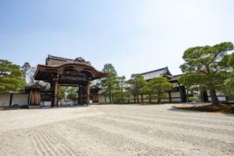Kare-san-sui rock garden, Nantei Zen garden, southern garden with Chokushi-mon gate, Ninna-ji