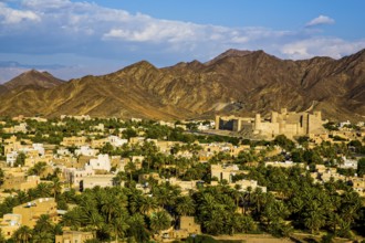 Hisn Tamah Fortress, Bahla Oasis City