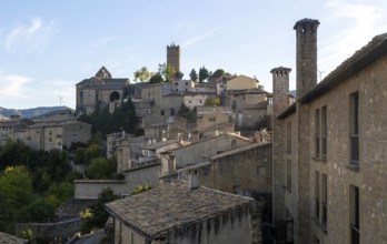 View over rooftops medieval hilltop village, Sos del Rey Católico, Cinco Villas district, Zaragoza