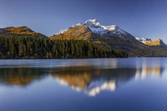 Mountain lake, reflection, mountains, larch forest, autumn discoloration, autumn, sunrise, Lake
