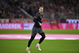 Warm-up training goalkeeper Manuel Neuer FC Bayern Munich FCB (01) Allianz Arena, Munich, Bayern,