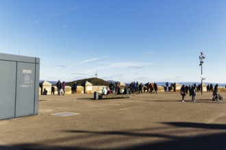 Visitors on viewing platform, sunny autumn weather, Porta Westfalica, Ostwestfalen-Lippe, East
