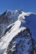Snow-covered, Mont-Blanc, Aiguille du Midi mountain station viewing platform, Chamonix-Mont-Blanc,