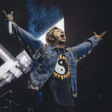 Singer Takahiro Moriuchi from One Ok Rock live on Detox European Tour 2025 in Berlin's