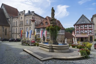 Melchior-Otto-Platz with Ehrensäule, Obere Altstadt, Kronach, Upper Franconia, Franconia, Bavaria,