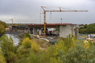 Four-lane new building of the town bypass in Wesel, B58n, here the bridge structure across the