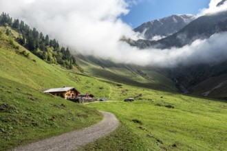 Dietersbachtal valley closure, left Alpe Dietersbach, Nebelschwanden hanging in the valley,