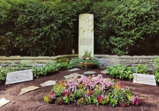 Grave of Konrad Adenauer and the Adenauer family at the Rhöndorfer Waldfriedhof, Bad Honnef, North