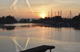 Morning atmosphere, sunrise at Lexfähre harbour, Dithmarschen, Schleswig-Holstein, Germany