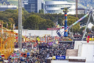 The 178th Cannstatter Volksfest on the Wasen attracted 4.2 million visitors. The Wasenrummel is one