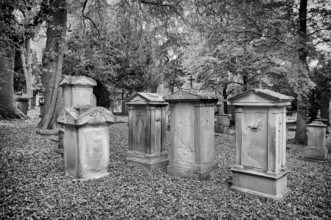 Gravestones, grave, graves, Hoppenlauf cemetery, oldest preserved cemetery in Stuttgart, black and