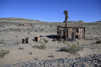 Ruinen der ehemaligen Diamantenstadt Pomona in der Wüste, Diamentensperrgebiet, bei Lüderitz,
