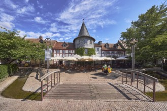 Fachwerkhäuser, Turm, Häuserzeile, Fußgängerbrücke, Holzbrücke, hölzern, Altstadt, historische
