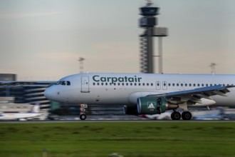 Carpatair Airbus A320, landing at Düsseldorf Airport, North Rhine-Westphalia, Germany